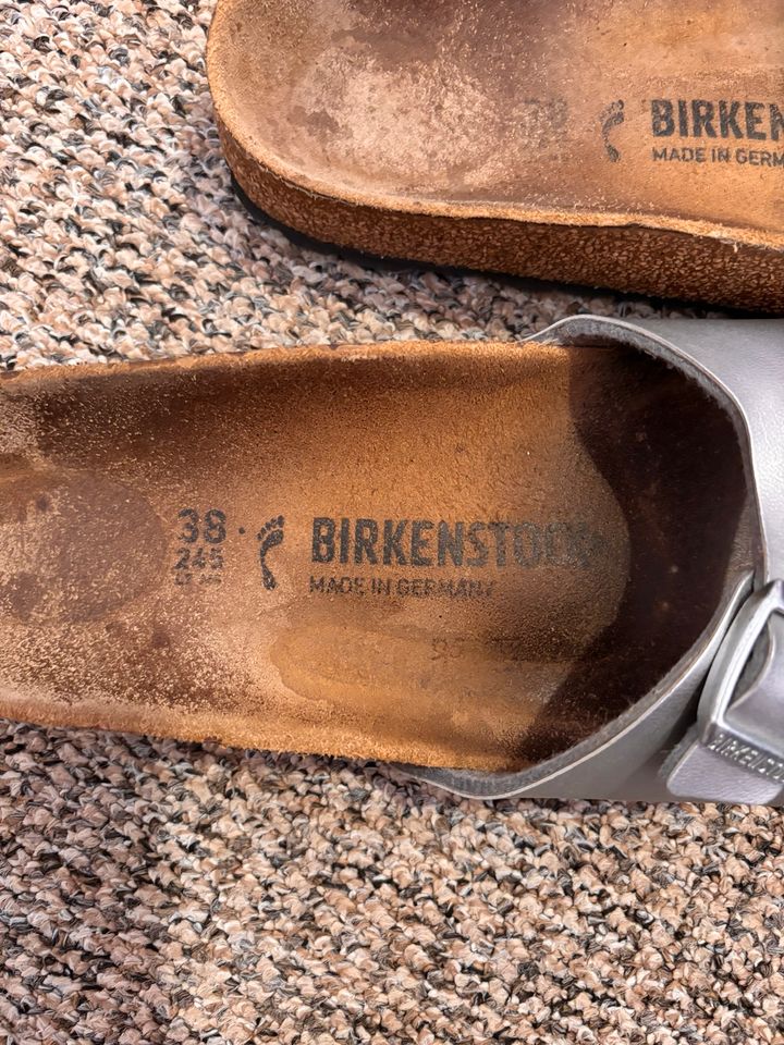 Birkenstock Gr.38 silber in Hannover