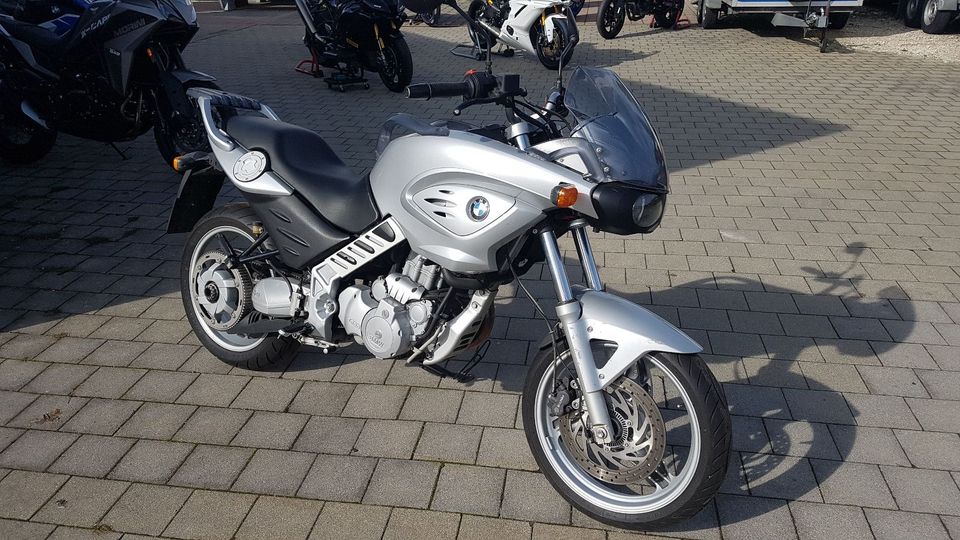 BMW F650CS Scheckheftgepflegt in Burtenbach