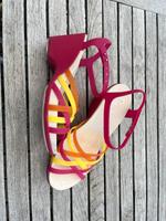 Originelle Schuhe von Crocs, auch als Badeschuhe geeignet Bayern - Markt Erlbach Vorschau