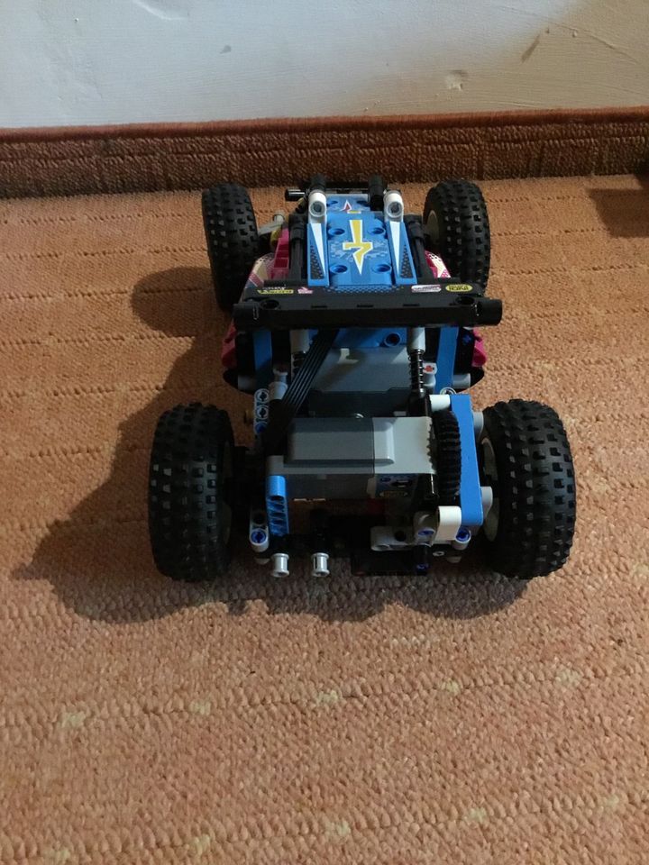 Lego Technic 42124 off- Road Buggy in Helbedündorf