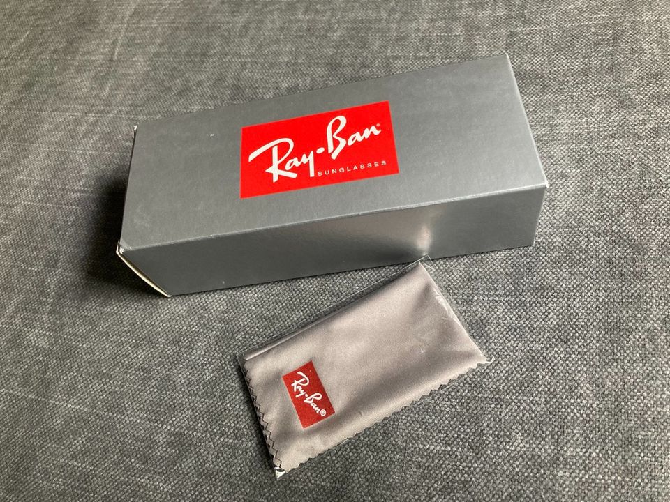 RB 3025 - Ray Ban Aviator Large Metal Silver in Duisburg