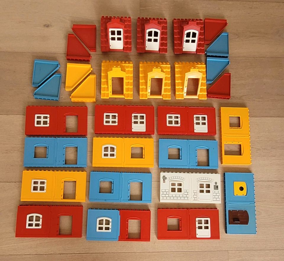 Lego Duplo Dächer und Wände Haus Bauteile in Telgte