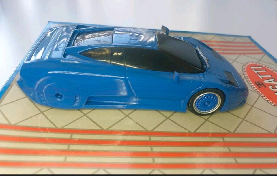 Bugatti EB 110 Modele Supersport 1992 von Norev in 1/43. in Hamburg