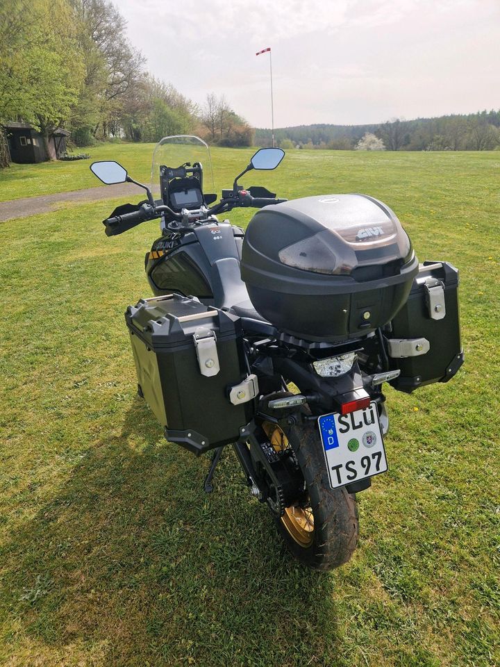 Suzuki V-Strom 1050 XT in Steinau an der Straße