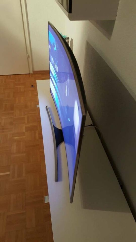 Samsung smart SUHD tv UE55JS8590 TXZG in Engen