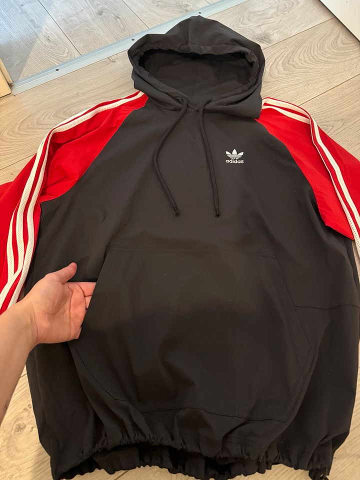 Adidas Hoodie Trainings Jacke Unisex NEU in Rodgau