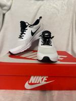 Nike Air Max - Größe 38 - Schwarz/Weiß Bielefeld - Sennestadt Vorschau