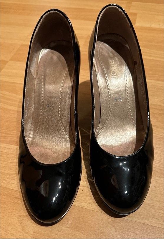 Gabor Pumps Gr. 4 1/2 UK (37,5 EUR) schwarz Lackschuhe in Engelsbrand