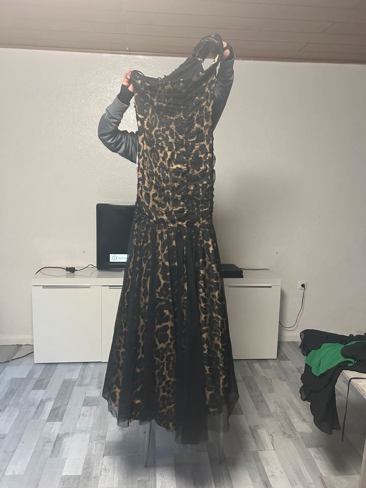 Leoparden Kleid in Duisburg