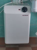 Stiebel Eltron Waschtisch Spühle Unterbau Wasserspeicher 5l Sachsen - Großharthau-Seeligstadt Vorschau