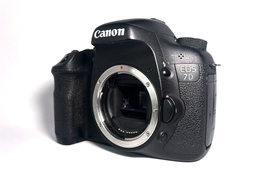 Canon EOS 7D Spiegelreflexkamera in Bernstadt