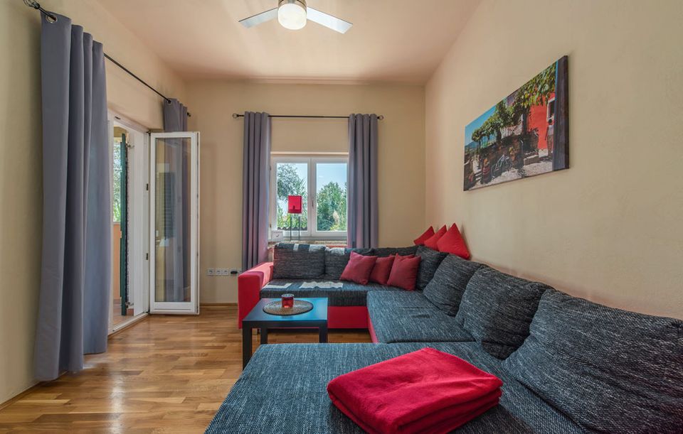 Ferienhaus-Villa Kroatien/ Istrien 8 P. POOL ab € 1263,-/Woche in München