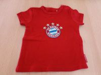 Shirt FC Bayern Gr. 74/80 neuwertig Baby rot Original FCB T-Shirt Baden-Württemberg - Offenburg Vorschau