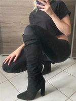 Schwarze Overknee-Stiefel mit Absatz von ASOS Design Petite Gr.37 Hessen - Taunusstein Vorschau