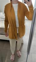 Strickjacke mit Gürtel Wasserfall Senf-gelb 36 Nordrhein-Westfalen - Kamen Vorschau