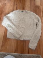 Cardigan Strickjacke, flauschig Zara,größe M Bayern - Ampfing Vorschau