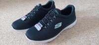 Skechers NEU !   incl.  Versand Leipzig - Connewitz Vorschau