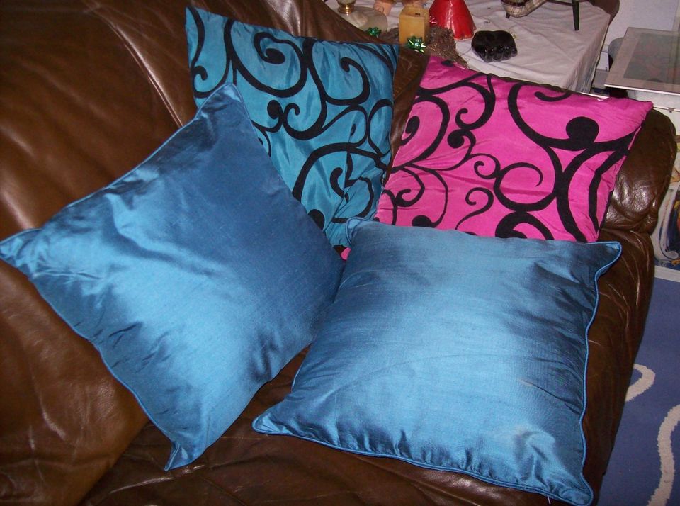 Sofa-Zierkissen,Dekokissen,2x  Pink/Blau/Schwarz+2xBlau,35cmx35cm in Bochum