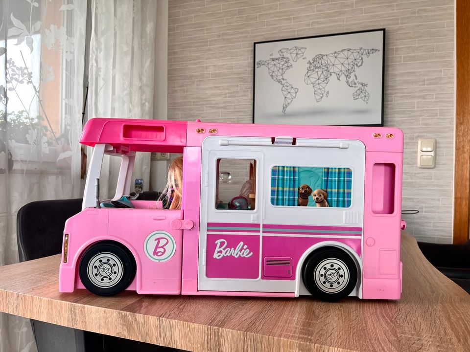 Barbie Camper und sehr viel Zubehör! in Bayern - Wilhermsdorf | Barbie  Spielzeug gebraucht kaufen | eBay Kleinanzeigen ist jetzt Kleinanzeigen
