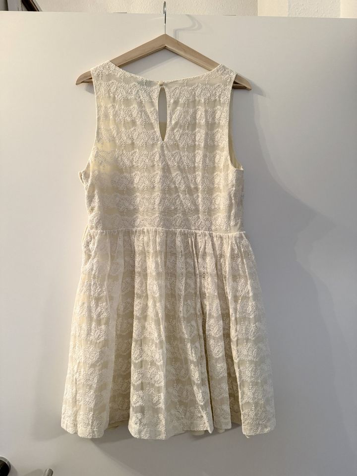 H&M Kleid Gr.M 38 Creme Spitzenkleid Hochzeitskleid Standesamt in Selm