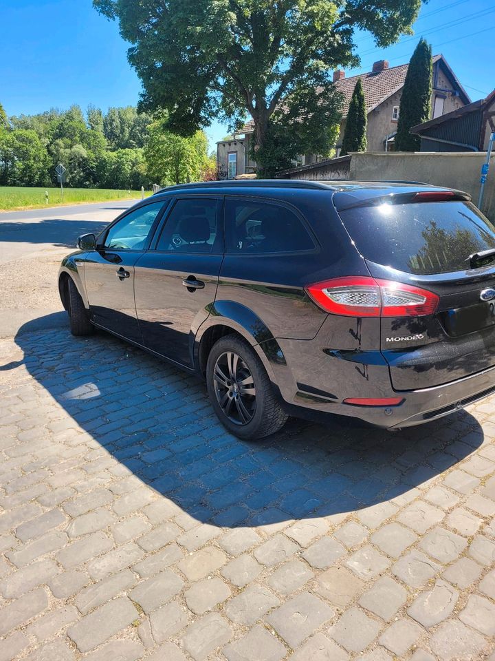 Ford Mondeo Kombi 2.0TDCI in Wasserleben