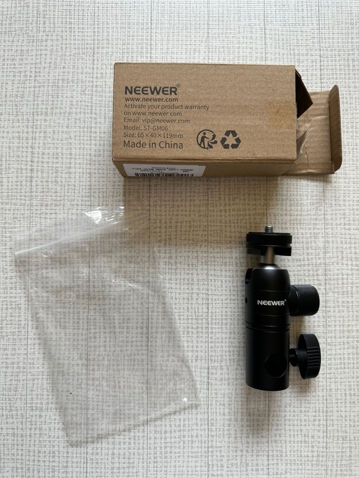 2 x NEEWER Adapter für Lichtständer & Mini Kugelkopf - Neuwertig in Süderbrarup