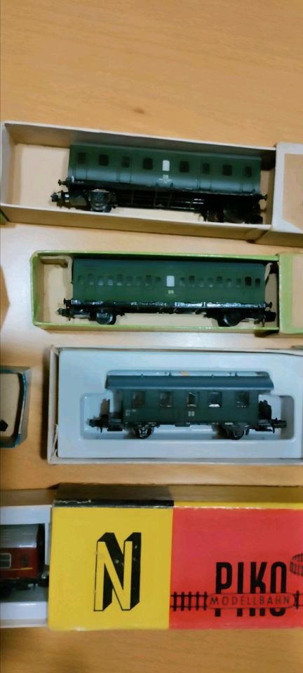 Personenwagen N Piko Stein Modelleisenbahn Wagen DDR Konvolut in Falkenstein/Vogtland