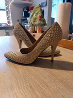 Pumps/ Higheels/ Damenschuhe/ Neu mit Strass in 40 Rheinland-Pfalz - Herschbach Vorschau