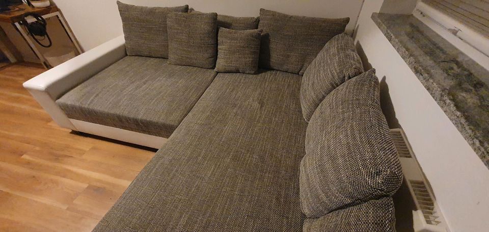 Couch Grau/Weiß in Zorneding