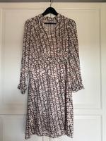 H&M Kleid Gr. 36 „ungetragen“ Schleswig-Holstein - Norderstedt Vorschau