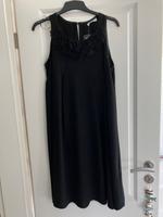 Neuwertiges feminines Cocktailkleid (schwarz) Niedersachsen - Buxtehude Vorschau