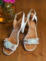 Elegante Slingback-Sandaletten in Creme Berlin - Wilmersdorf Vorschau