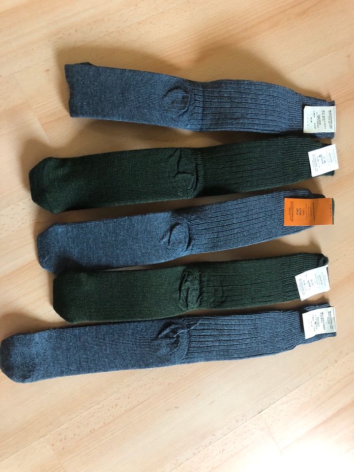 DDR. Socken , Strümpfe in Sarow