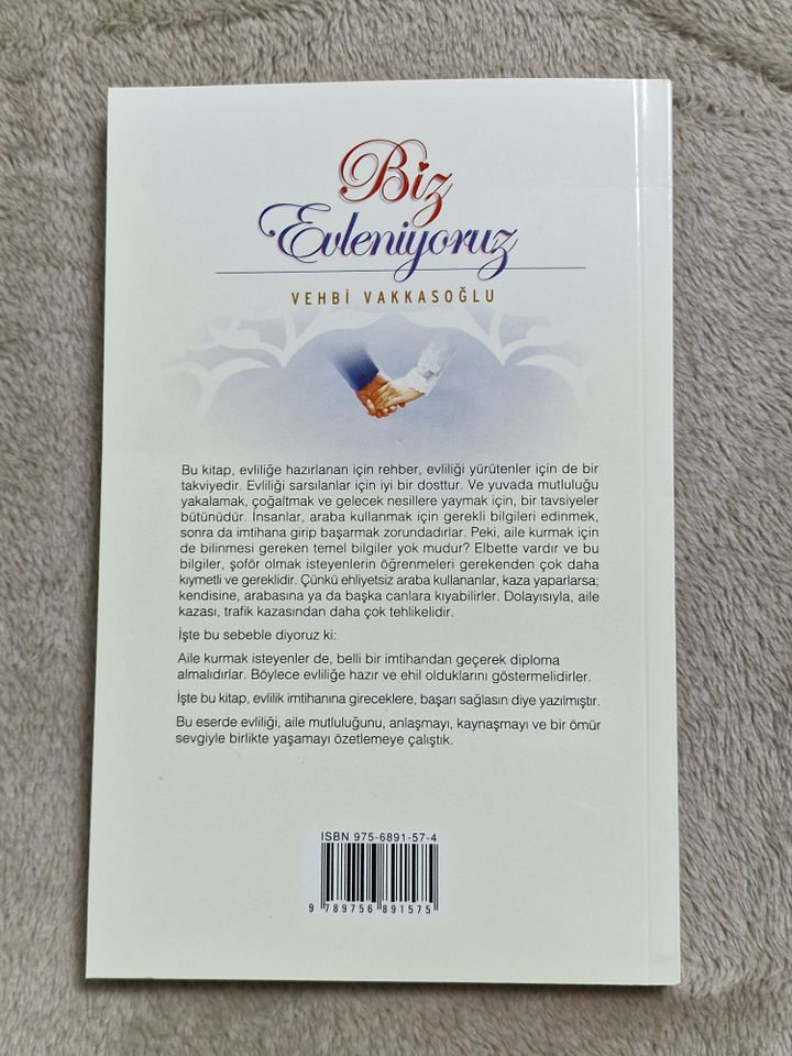 Türkisches Buch, Biz Evleniyoruz, VEHBİ VAKKASOGLU in Recklinghausen