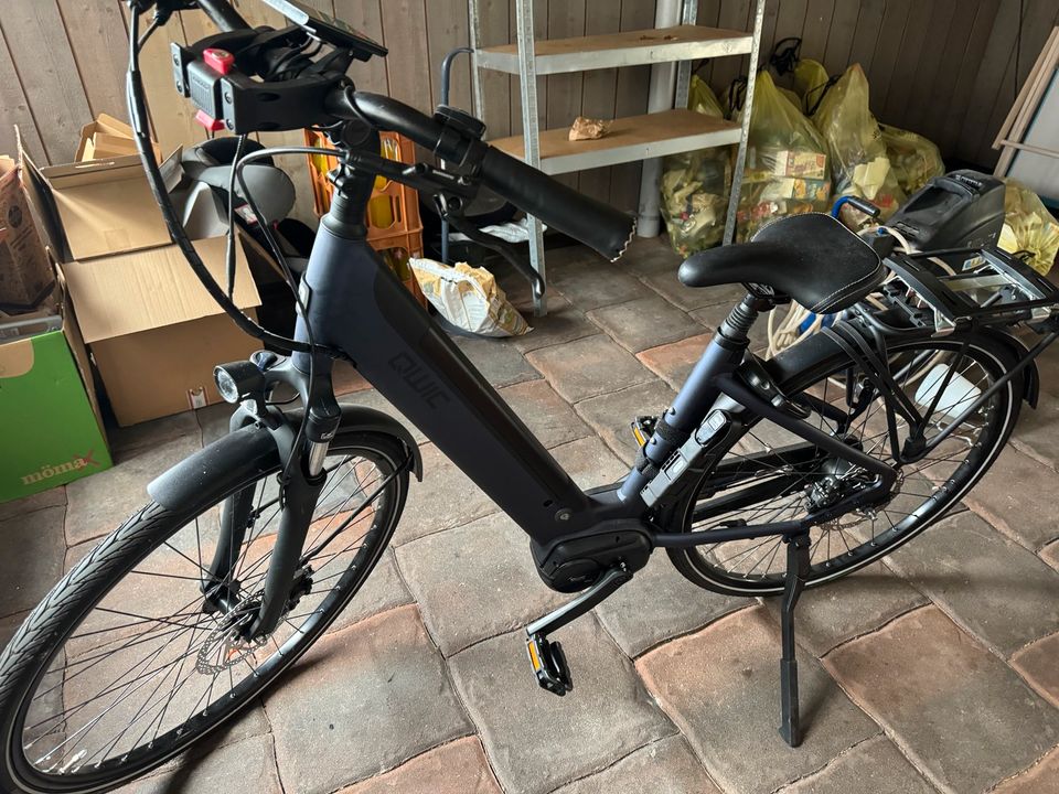 E-Bike Qwic Premium IMN 7 + 28 Zoll 100km verbraucht in Gevelsberg