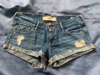 Hollister Jeans Hot Pants Jeansshorts Shorts kurze Hose 27 XS S Frankfurt am Main - Sachsenhausen Vorschau