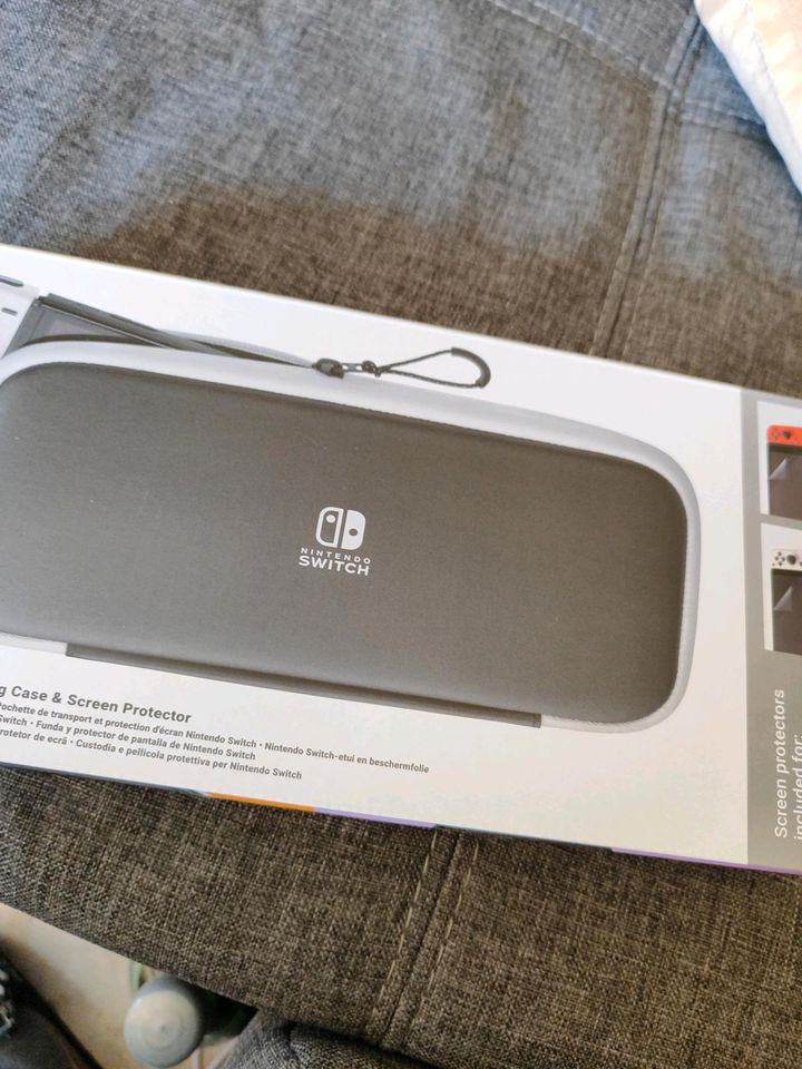 Nintendo switch carrying Case und Screening protector in Unna