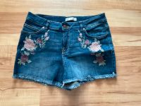 Jeans Shorts Hotpants kurze Hose Clockhouse Gr.40 Schleswig-Holstein - Preetz Vorschau