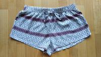Shorts / Hotpants Paisleymuster weiß / bordeaux / grau Gr. 38 Nordrhein-Westfalen - Schwelm Vorschau