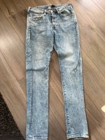 Jeans Hose 34 32 H&M Jeanshose Skinny Nordrhein-Westfalen - Mettmann Vorschau