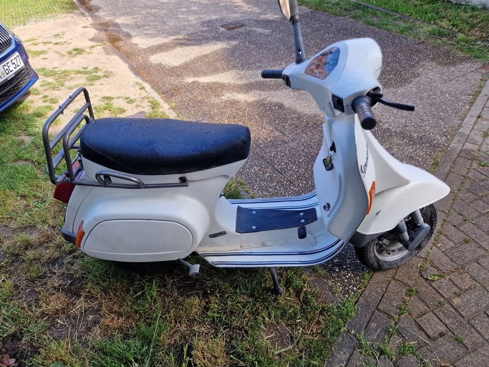 Vespa PK 50 XL 2 PK50 XL2 weiß/Creme Roller in Karlsruhe