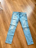 Replay Jeans Gr.34/32 2 Stück Top Zustand Je 45€ 100% Original Schleswig-Holstein - Norderstedt Vorschau