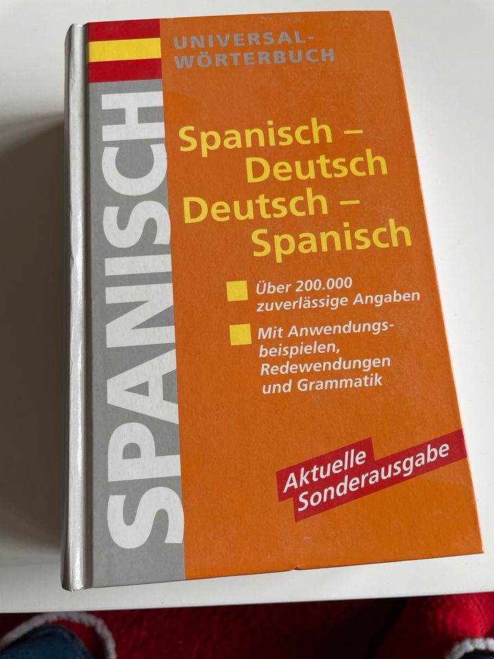 Spanisch - Deutsch- Spanisch Wörterbuch in Falkensee