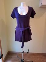 Kurzärmliger Longpulli mit Bindegürtel, lila, Größe 36/38 Hessen - Mücke Vorschau