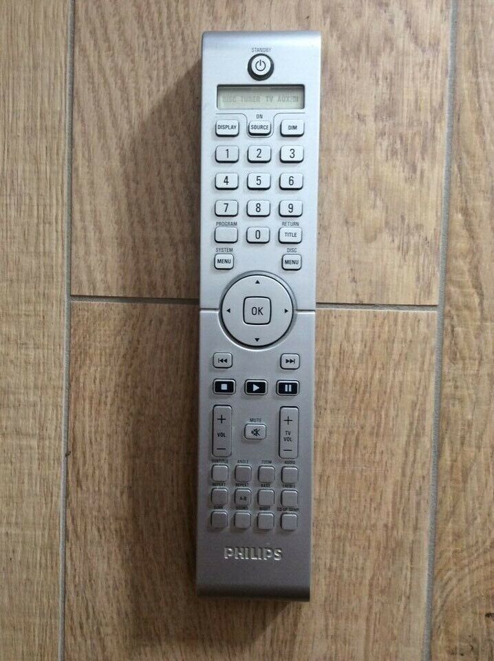 Universal Fernbedienung - ORIGINAL PHILIPS - Fernseher TV DVD Aux in Köwerich