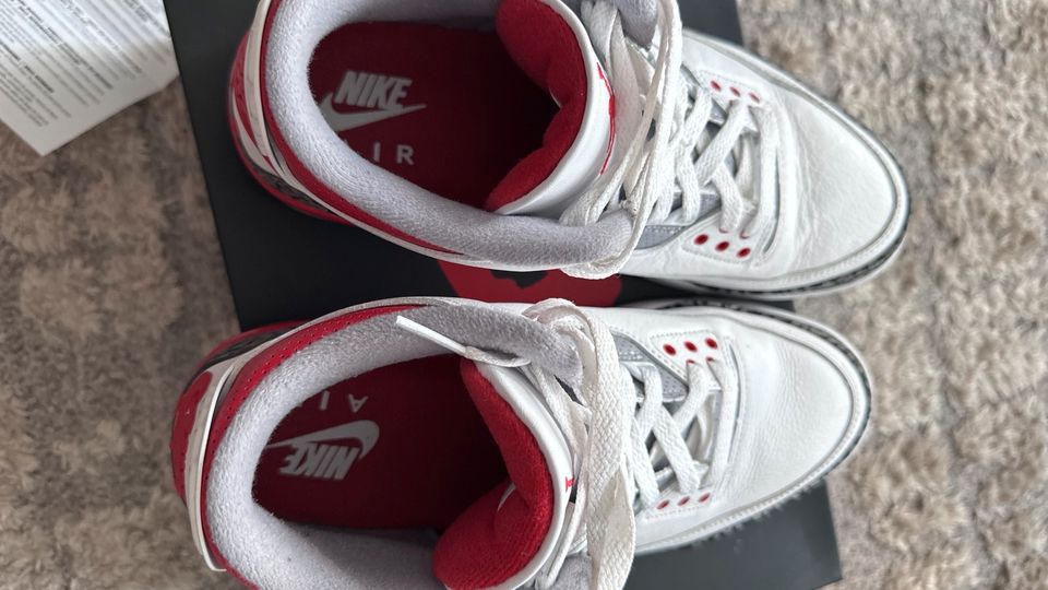 Nike Jordan 3 Fire red feuerrot Schuhe Sneaker Gr. 42,5 in Frechen