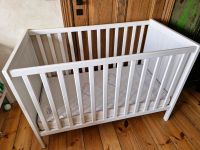 Ikea Sundvik Babybett Bett weiß 120x60 mit Matratze Brandenburg - Groß Kreutz Vorschau