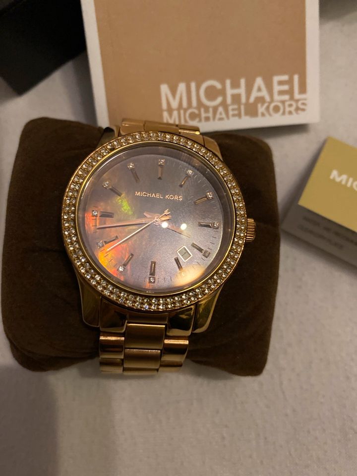 Michael Kors Armbanduhr in Marburg