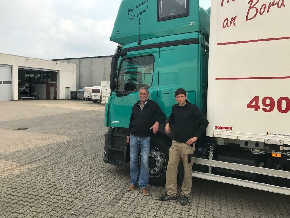 Umzug Möbeltransport Montagearbeiten Küchenmontage Lager in Osnabrück