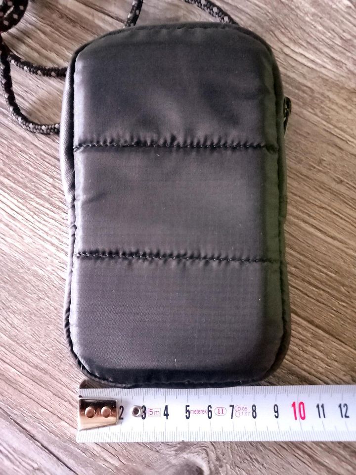 TCHIBO Thermo Handytasche ❤ in Sachsen - Annaberg-Buchholz | eBay  Kleinanzeigen ist jetzt Kleinanzeigen